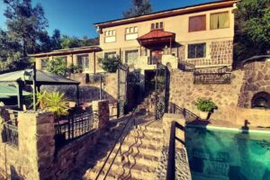 Hotel/hostal/cabañas