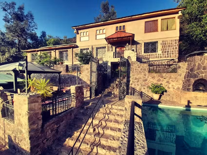 Hotel/hostal/cabañas