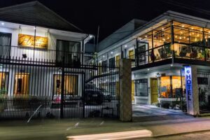 Hotel Montt Plaza
