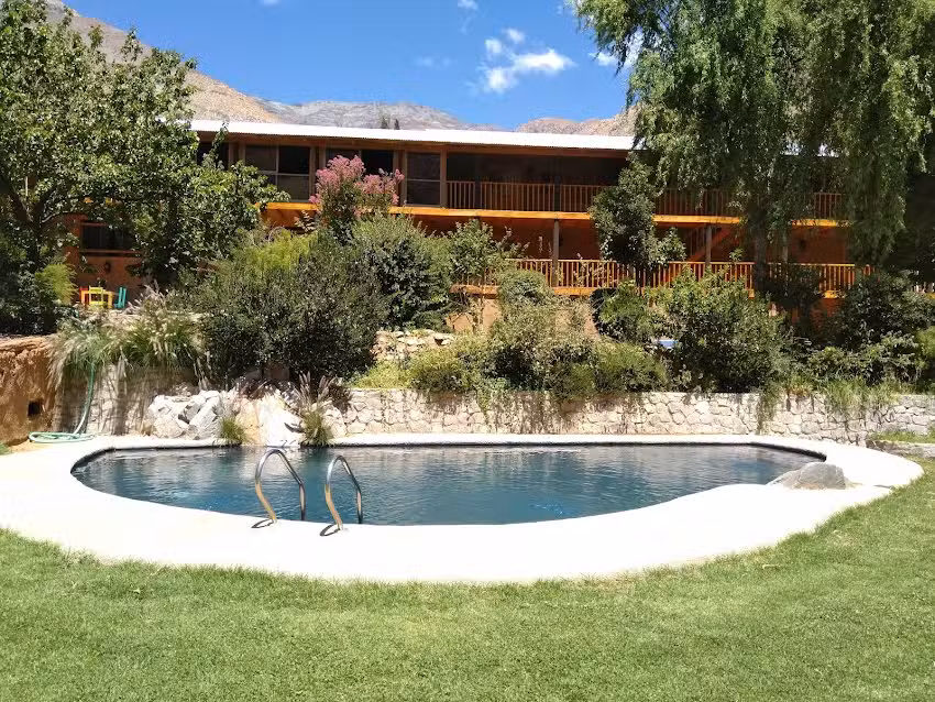 Hotel y Restaurant Casona Distante