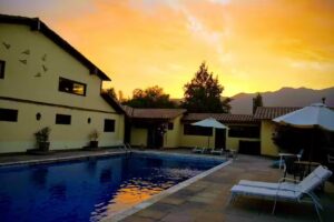 Howard Johnson by Wyndham Rinconada de Los Andes