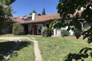 La Casa Briones Bed and Breakfast
