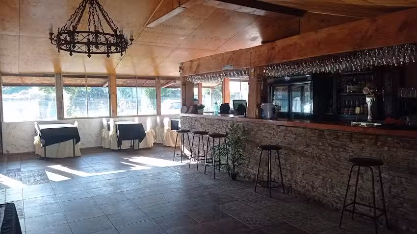 Rebecca spa bar